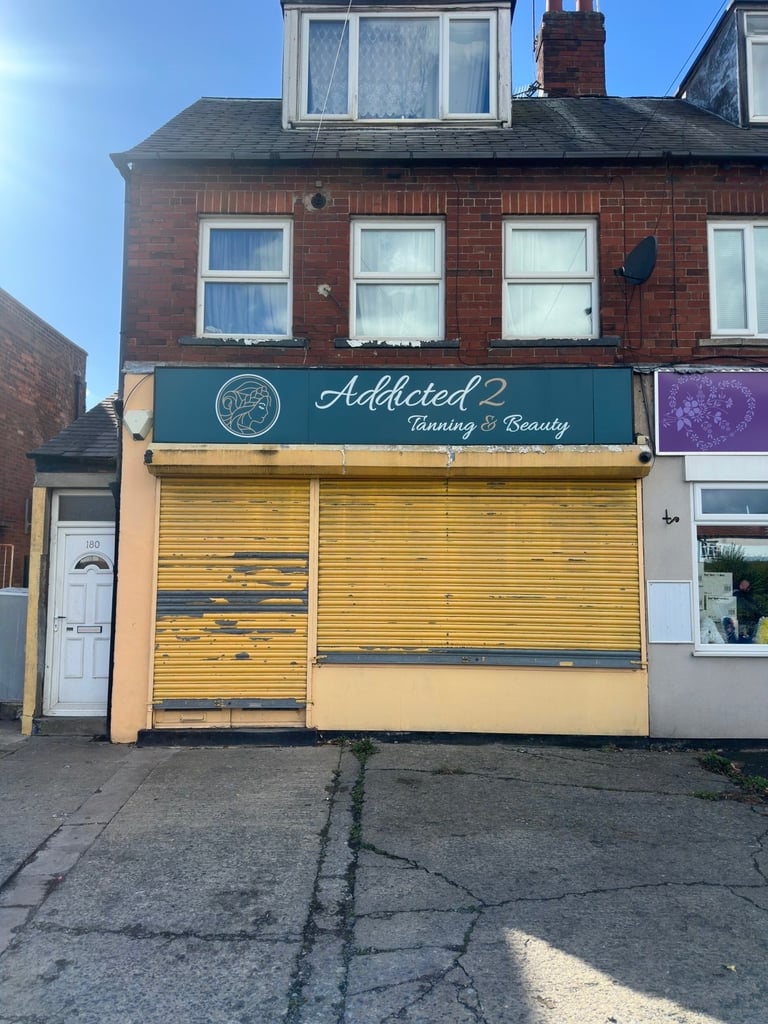 Sun Tanning Shop