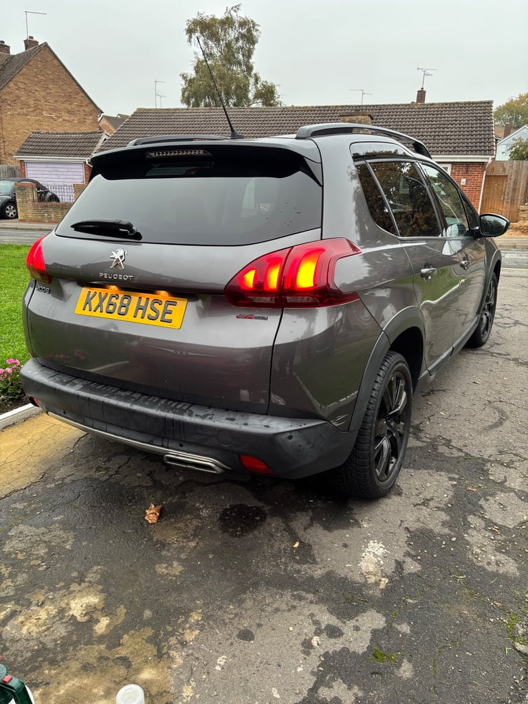 2018 Peugeout 2008 1.2 petrol Automatic