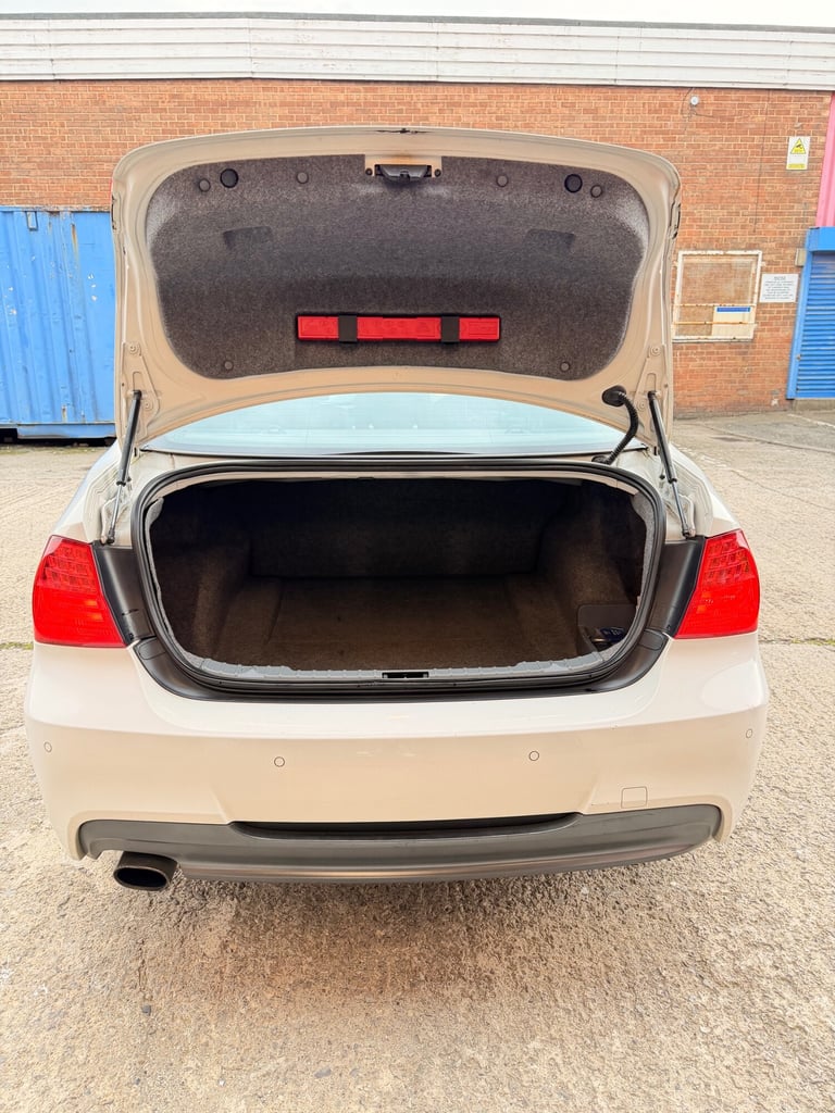 2010 BMW 3 Series 320d [184] M Sport Business Edition 4dr Step Auto SALOON Diesel Automatic