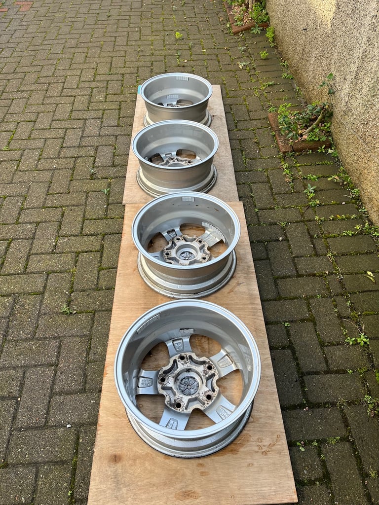 Ford Transit mk7 15” alloy wheels