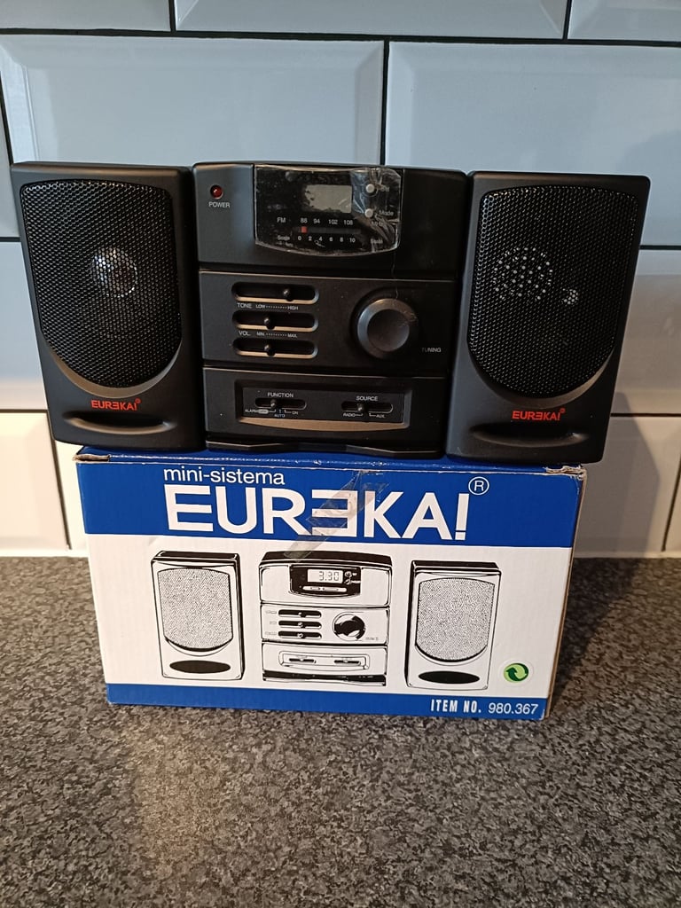 image for Brand 🆕 eureka small Radio with 2 speakers 