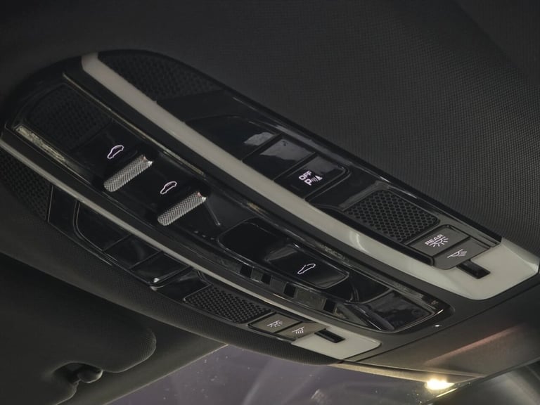 2018 Porsche Panamera 3.0 V6 4 5dr PDK HATCHBACK PETROL Automatic