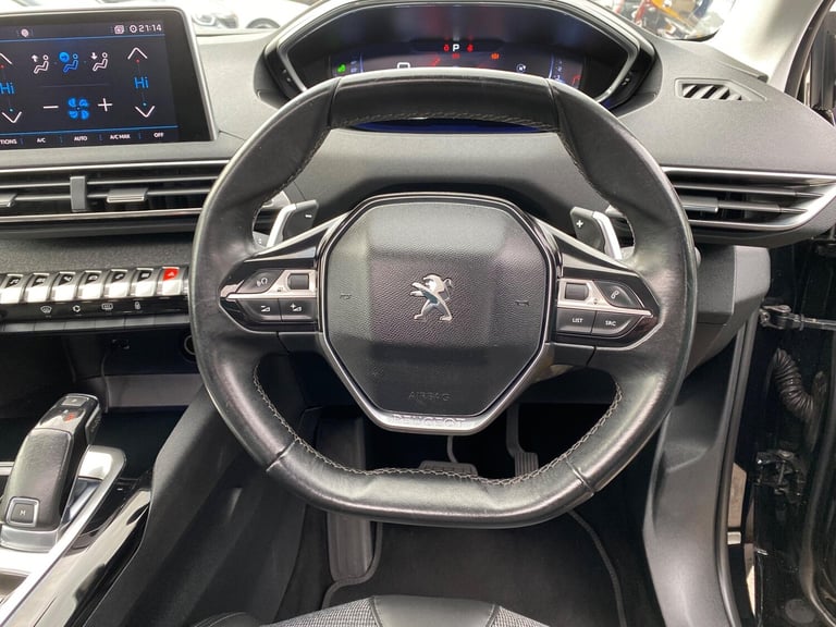 2017 Peugeot 3008 1.2 PureTech Allure EAT Euro 6 (s/s) 5dr HATCHBACK Petrol Automatic