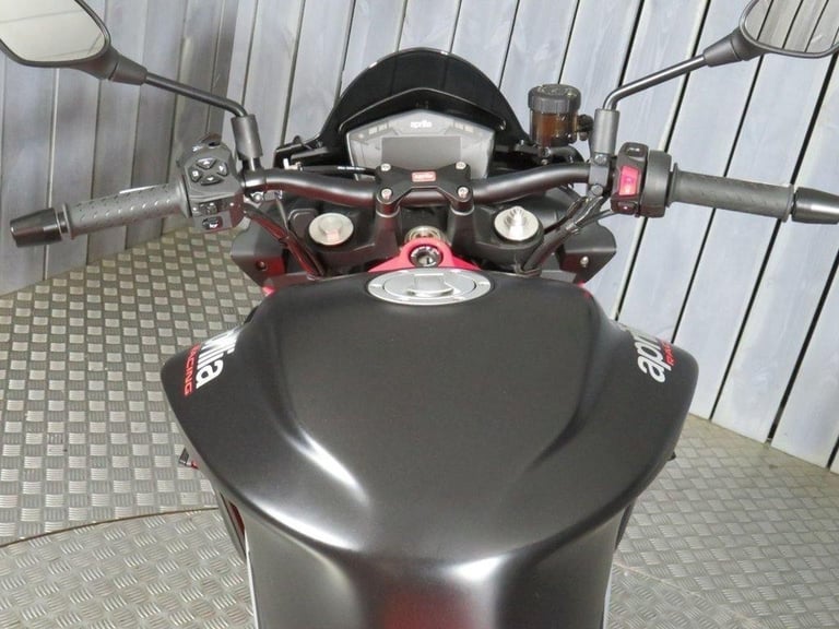 2022 22 APRILIA TUONO 660