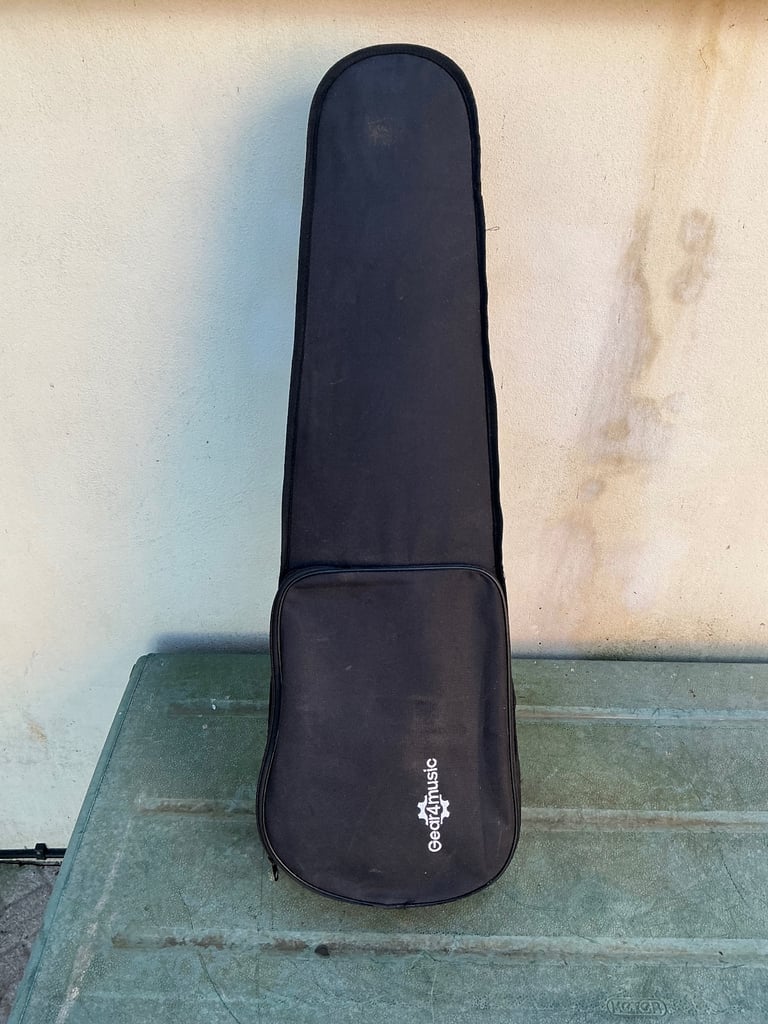 Gear for music violin colour black full size model 44v-100bk