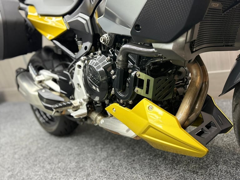 2020 20 BMW F900 XR TE Euro 5 - FSH inc VALVES - ++EXTRAS