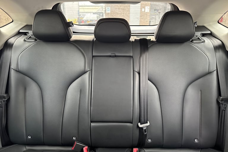 2025 MG MG HS 106290 Hatchback Petrol Manual