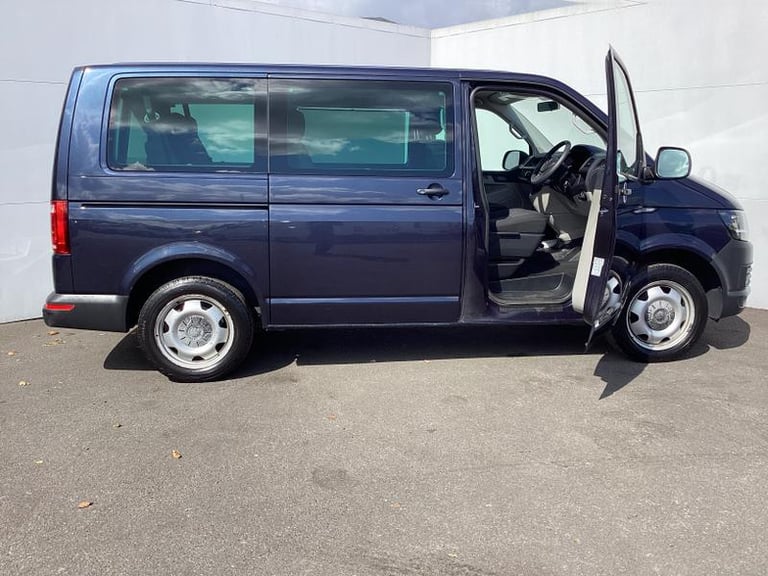 2019 Volkswagen Transporter Shuttle 2.0 TDI BlueMotion Tech S Minibus Double Cab 5dr Diesel Manua...