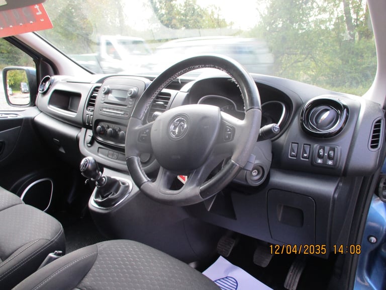 2015 Vauxhall Vivaro 2900 1.6CDTI BiTurbo 120PS ecoFLEX Sportive L2 H1 Van PANEL VAN Diesel Manual