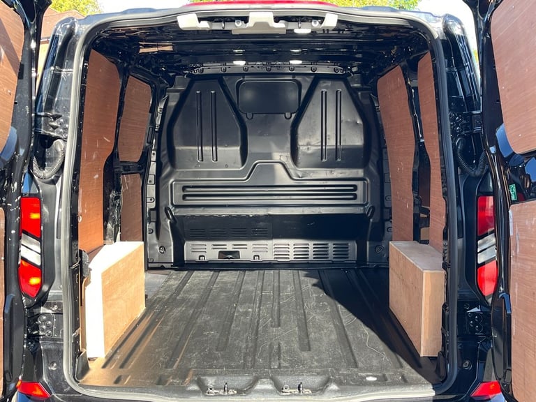  Ford Transit Custom 2.0 280 Ecoblue Limited Panel Van 5dr Diesel Auto L1 H1