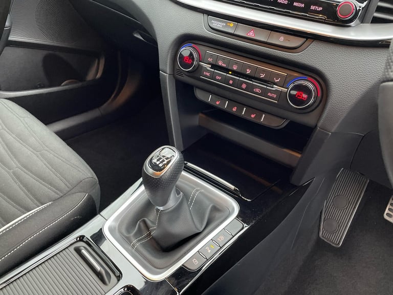 2023 Kia Pro Ceed 1.5 T-GDi GT-Line Shooting Brake 5dr Petrol Manual Euro 6 (s/s) (158 bhp) ESTAT...