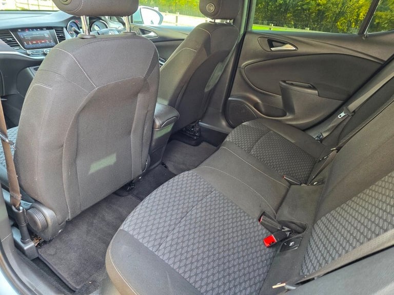 Vauxhall Astra TECH LINE CDTI ECOFLEX S/S