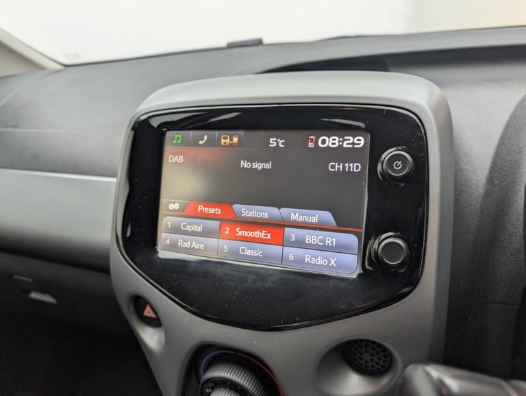 2019 Toyota AYGO 1.0 VVT-i x-play Hatchback 5dr Petrol Manual Euro 6 (71 ps) - AIR CON, DAB, HATC...