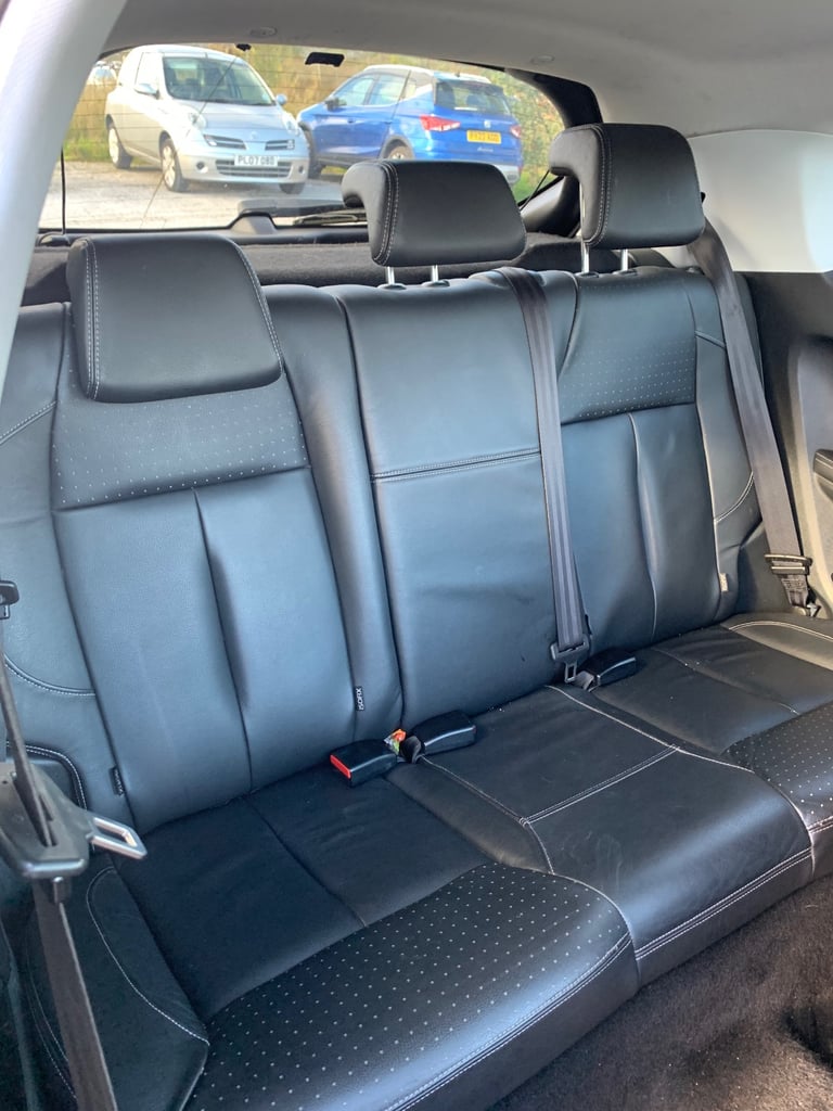 Peugeot, 208, Hatchback, 2012, Manual, 1598 (cc), 3 doors