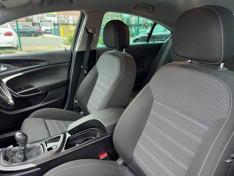 2016 Vauxhall Insignia 1.4i Turbo SRi Hatchback 5dr Petrol Manual Euro 6 (s/s)