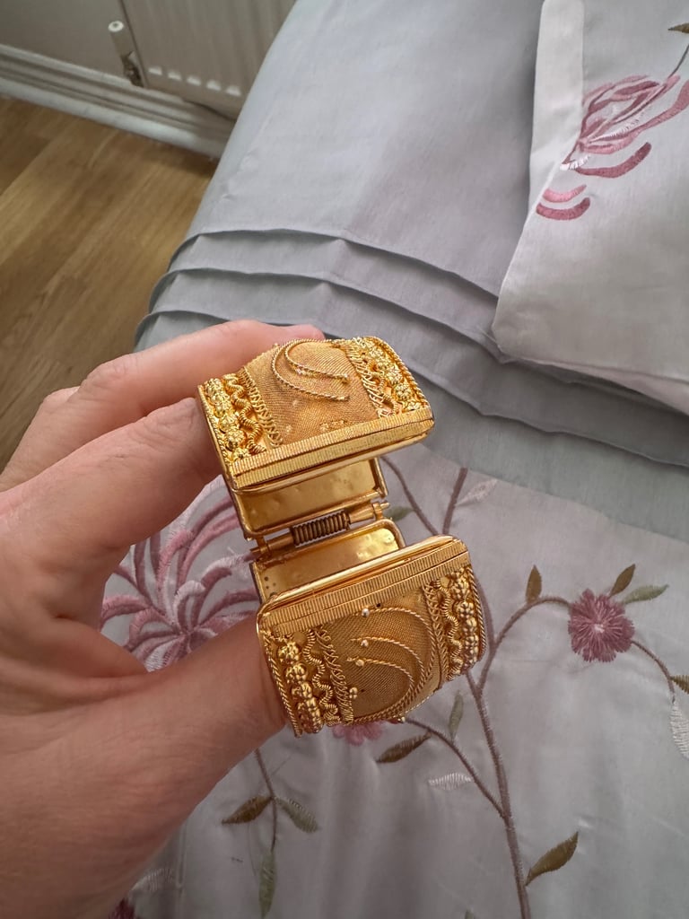 Beautiful pair of African hinged bangles