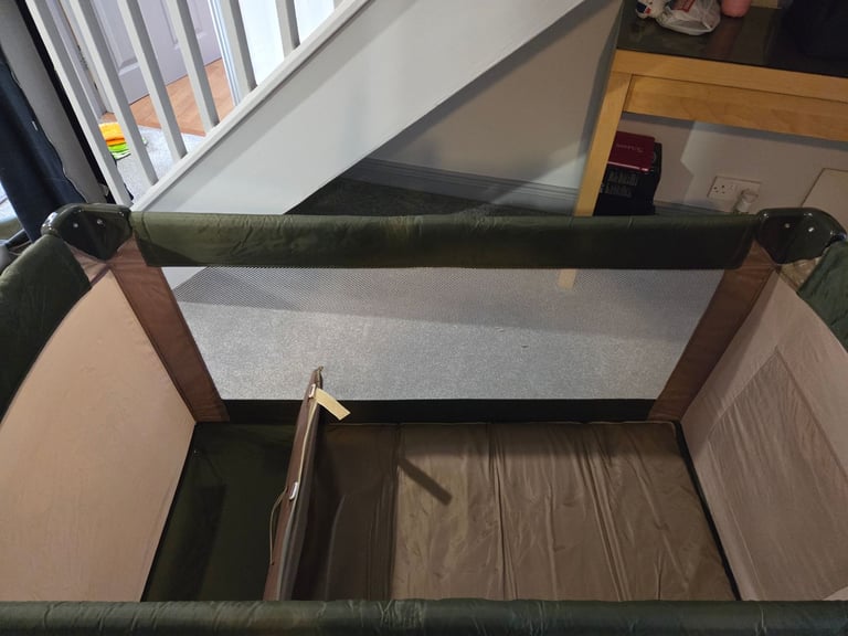 Mamas & Papas travel Cot