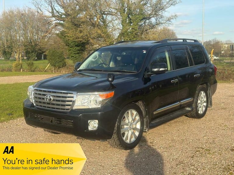 2014 Toyota Landcruiser 4.6 V8 8 SEATS SUNROOF  Petrol Automatic