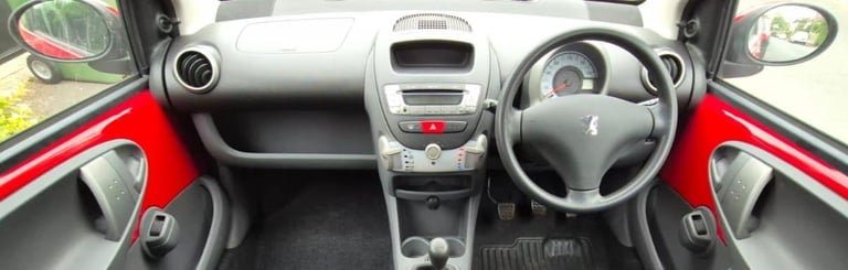 Tiny mileage - 2011 - Peugeot 107 URBAN 1.0 Petrol Manual 3 door