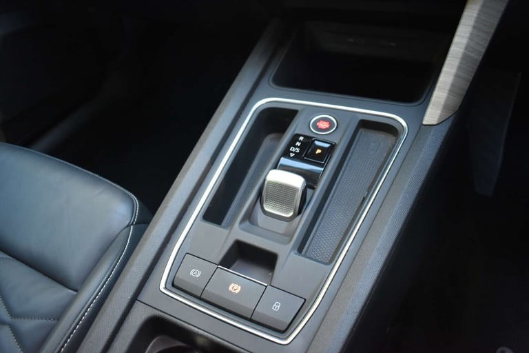 2021 SEAT Leon 1.4 eHybrid Xcellence Lux 5dr DSG HATCHBACK PETROL/ELECTRIC Automatic