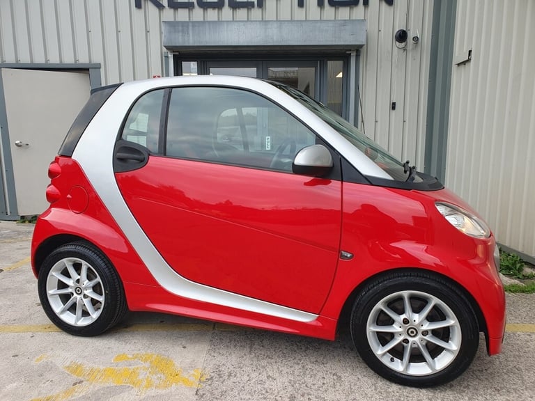 2013 smart FORTWO COUPE COUPE 1.0 PASSION MHD 2DR Automatic Coupe Petrol Automatic