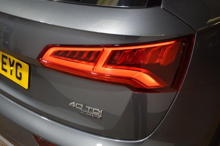 AUDI Q5 2.0 TDI 40 Sport S Tronic quattro Euro 6 (s/s) 5dr 2019