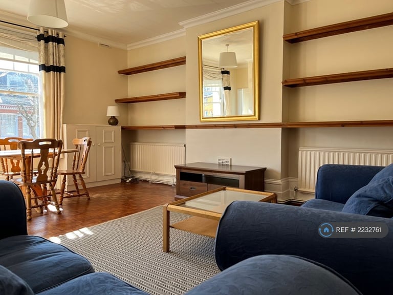 image for 1 bedroom flat in Veronica Road, London, SW17 (1 bed) (#2232761)
