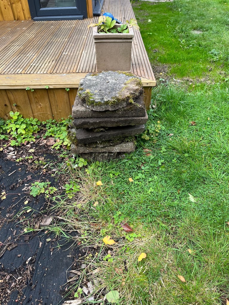 Paving slabs 