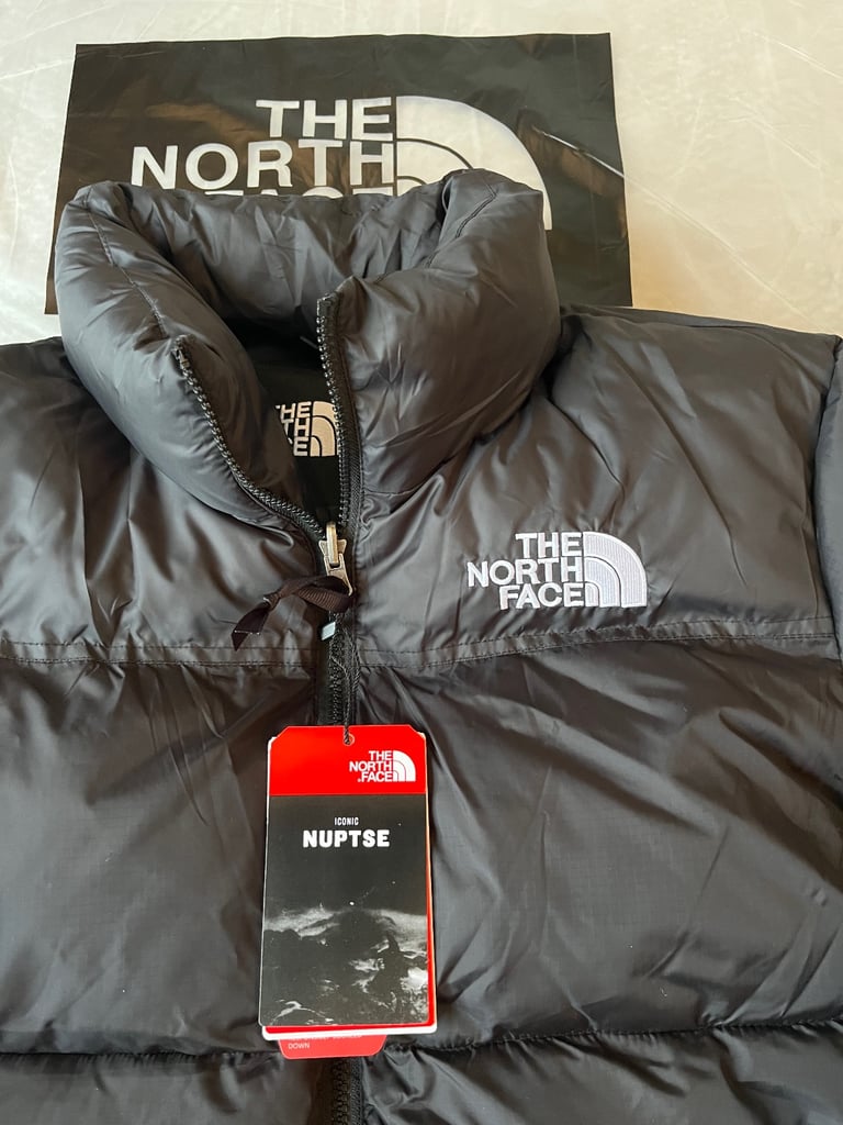 The North Face Nuptse Black Puffer Jacket Size XL Extra Large 