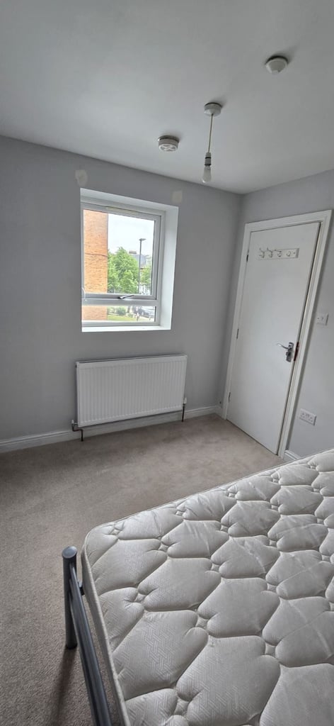 1 Bed Flat – Newly Refurbished | £1,600 PCM (Bills Included, Excluding Council Tax)