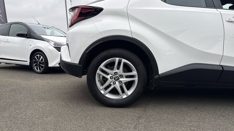 2023 Toyota C-HR 1.8 Hybrid Icon 5dr CVT Hybrid Hatchback Hatchback Hybrid Automatic