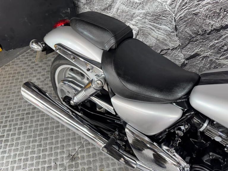 TRIUMPH THUNDERBIRD 1600 2009
