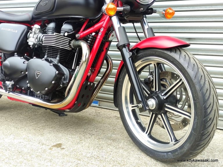 2013 Triumph Bonneville 865 SE
