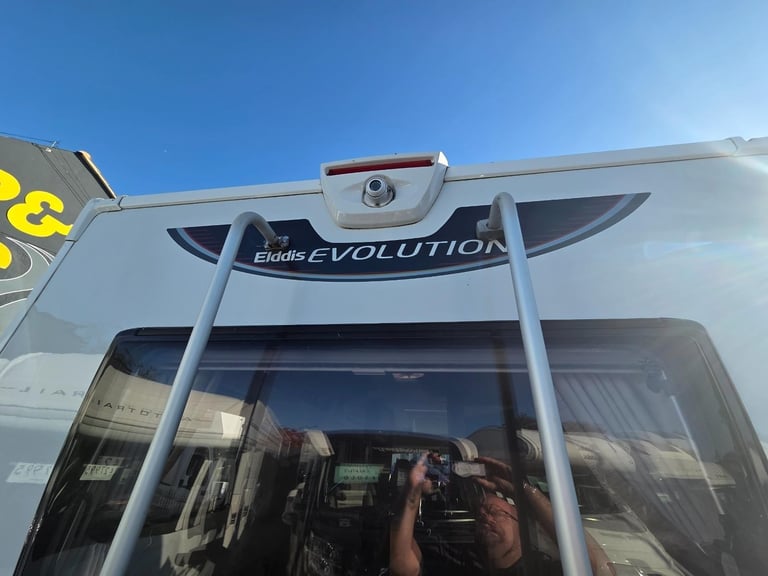 Elddis Autoquest 195 4 Berth 4 forward facing belted seat  DIESEL MANUAL 2018/18