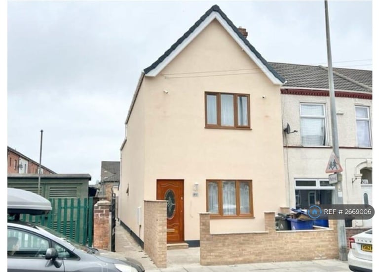 3 bedroom house in Wellington Street, Grimsby, DN32 (3 bed) (#2669006)