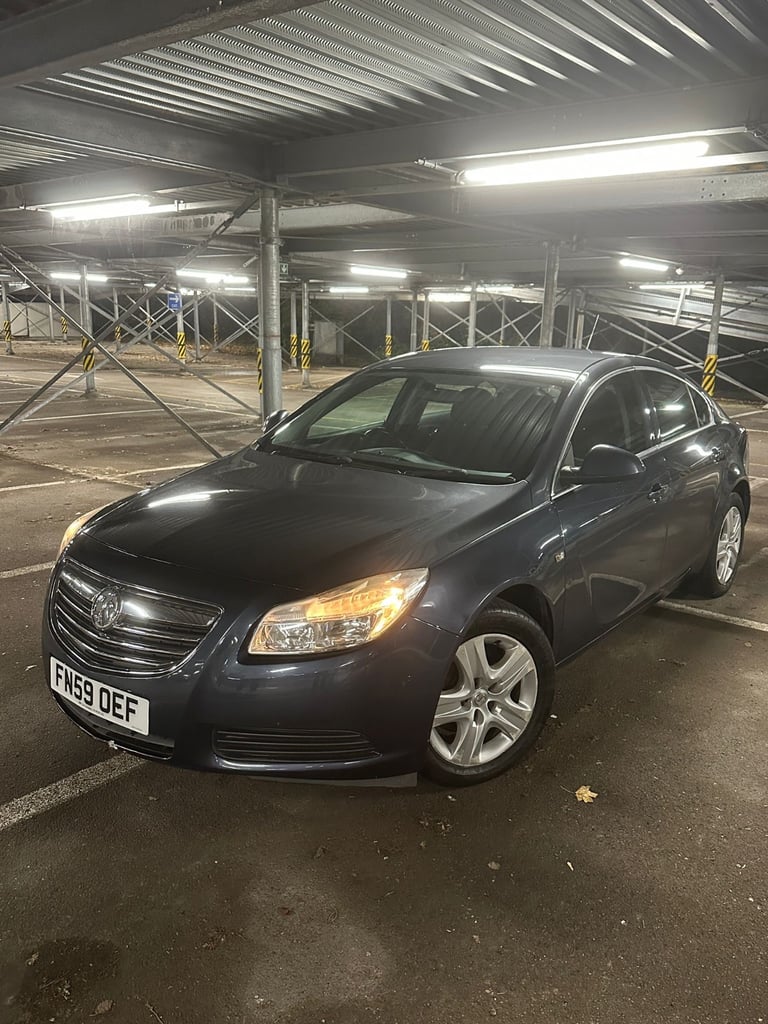 Vauxhall, INSIGNIA, Hatchback, 2009, Manual, 1796 (cc), 5 doors