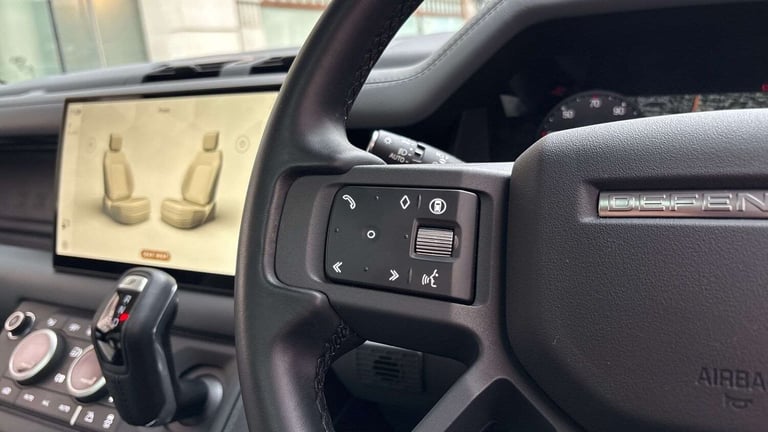 2024 Land Rover Defender 3.0 D250 X-Dynamic HSE 90 3dr Auto ESTATE DIESEL Automatic