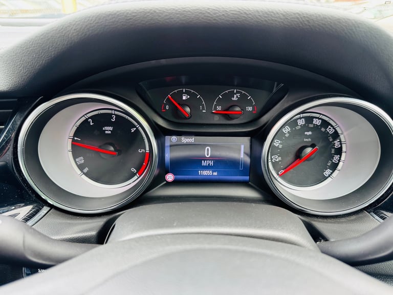 2017 Vauxhall Insignia TECH LINE NAV 5-Door Diesel