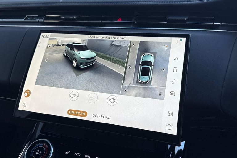 2023 Land Rover Range Rover Sport 3.0 P440e 38.2kWh Dynamic SE SUV 5dr Petrol Plug-in Hybrid Auto...