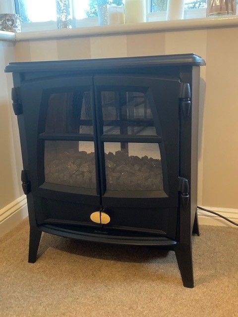 Dimplex Jazz electric stove - effect fire in black metal.