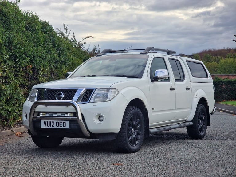 2012 Nissan Navara Double Cab Pick Up Outlaw 3.0dCi V6 231 4WD Auto PICK UP Diesel Automatic