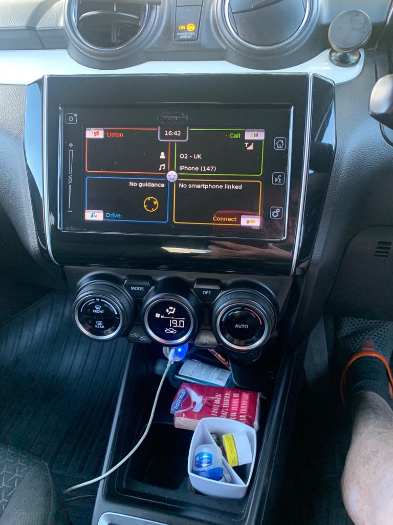 Suzuki, SWIFT, Hatchback, 2018, Manual, 998 (cc), 5 doors