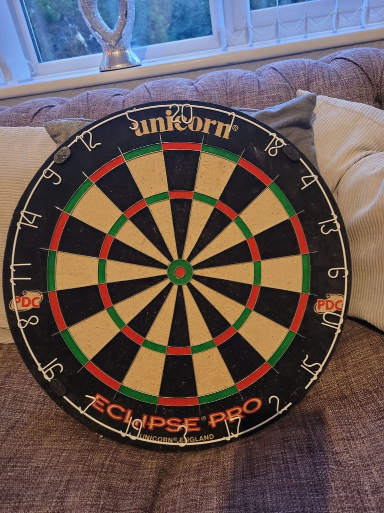 image for Dartboard with tripod stand