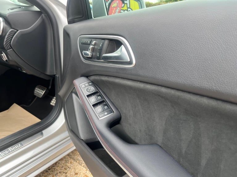 2018 MERCEDES-BENZ A180D AMG LINE 1 OWNER FULL SERVICE HISTORY LOW MILES