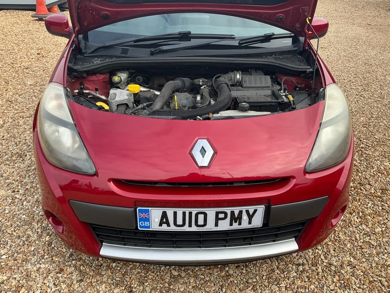 2010 Renault Clio 1.5 dCi 86 Dynamique TomTom 5dr HATCHBACK Diesel Manual