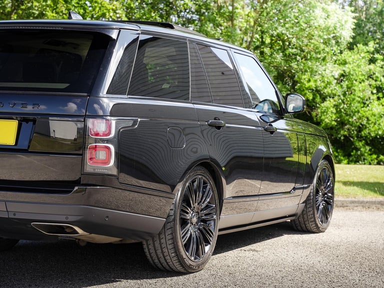  Land Rover Range Rover 5.0 P525 V8 Autobiography Auto 4WD Euro 6 (s/s) 5dr Petrol Automatic