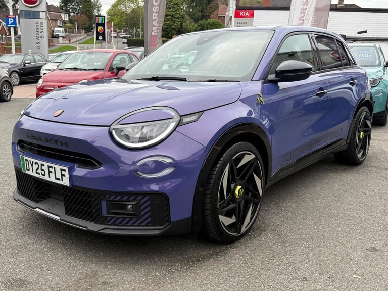 2025 Abarth 600e 54kWh Scorpionissima SUV 5dr Electric Auto (280 ps) Hatchback Electric Automatic