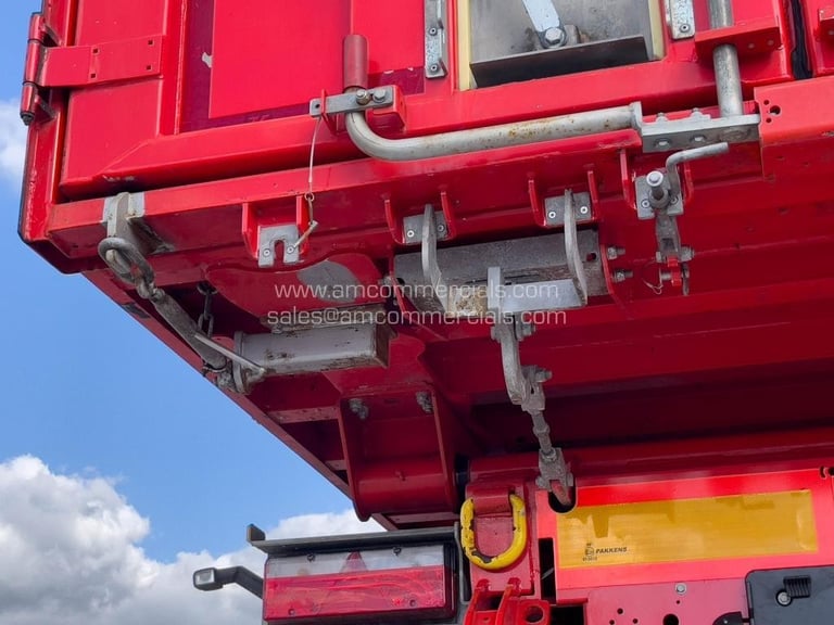 KASSBOHRER 71 CU YD ALLOY TIPPER TRAILER 
