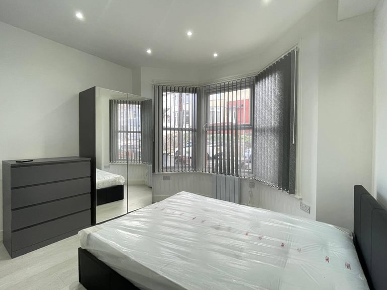 Brand New Luxury Studio Room in Luton - Available Now
