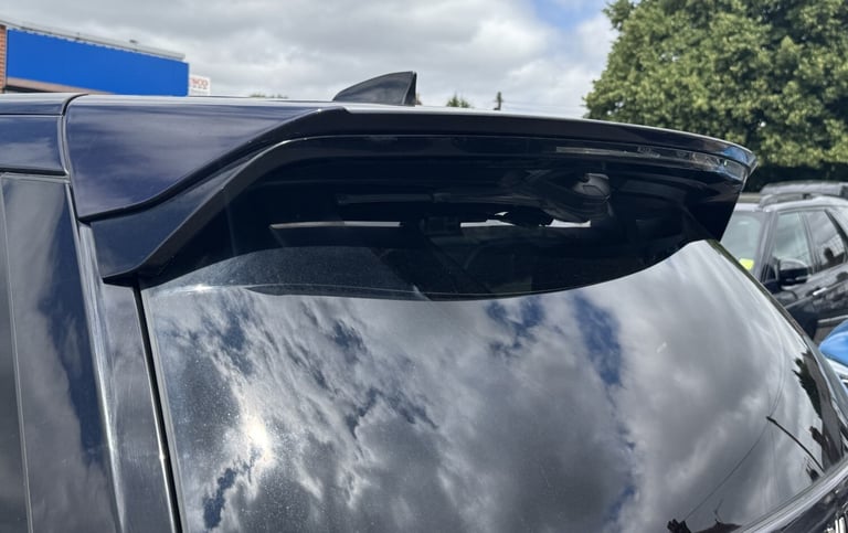 LAND ROVER DISCOVERY 3.0 SD V6 Anniversary Edition SUV 5dr Diesel Auto 4WD Euro 